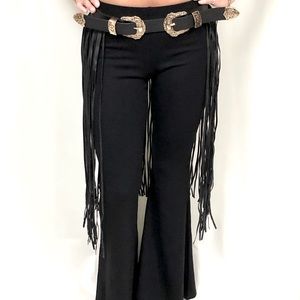 NWOT!⭐️Silver Double Buckle Fringe Skirt Belt